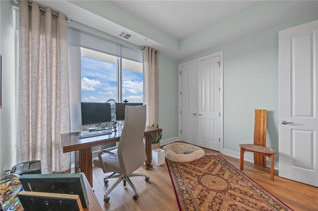 4545 Commerce St Property Photo 35