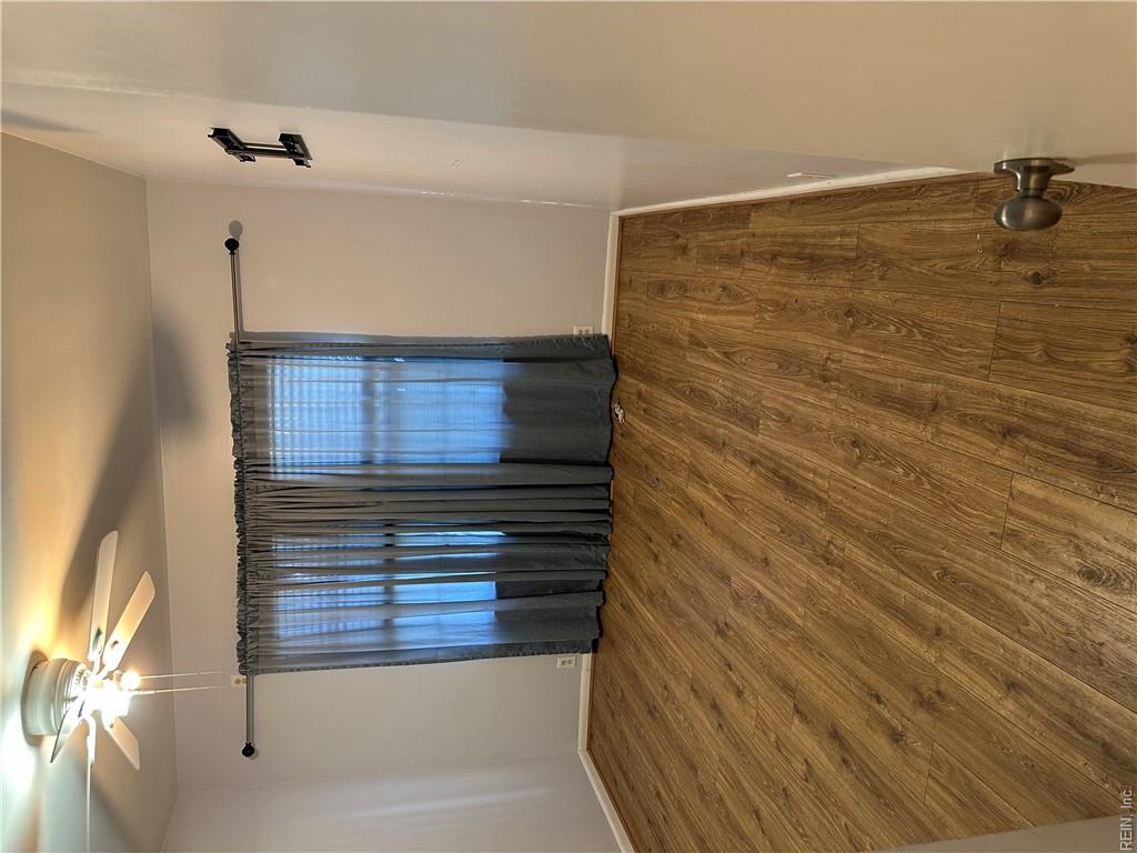 89 Snug Harbor Dr Property Photo 4