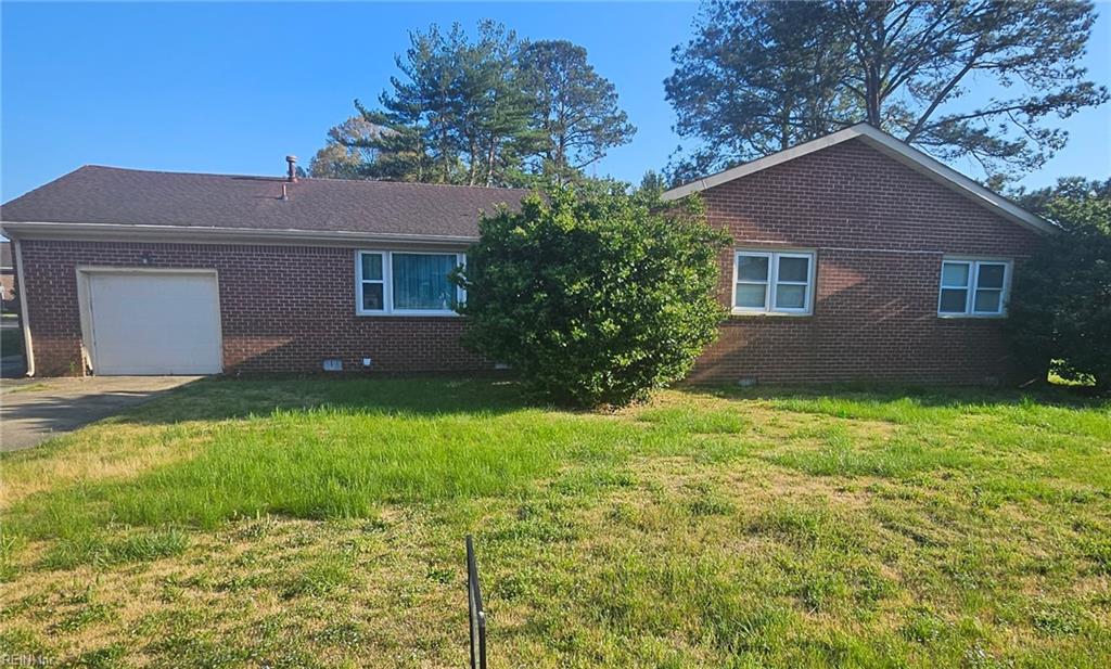 305 Providence RD Property Photo 1