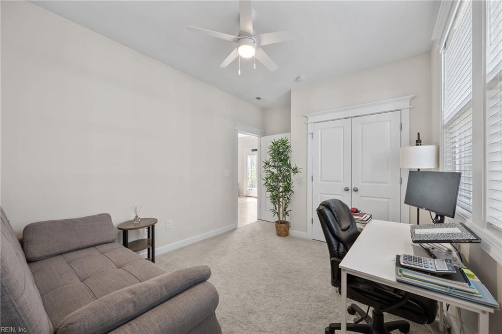 821 Azusa Way Property Photo 4
