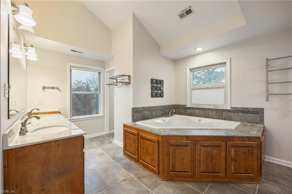 512 Spivey Ln Property Photo 32