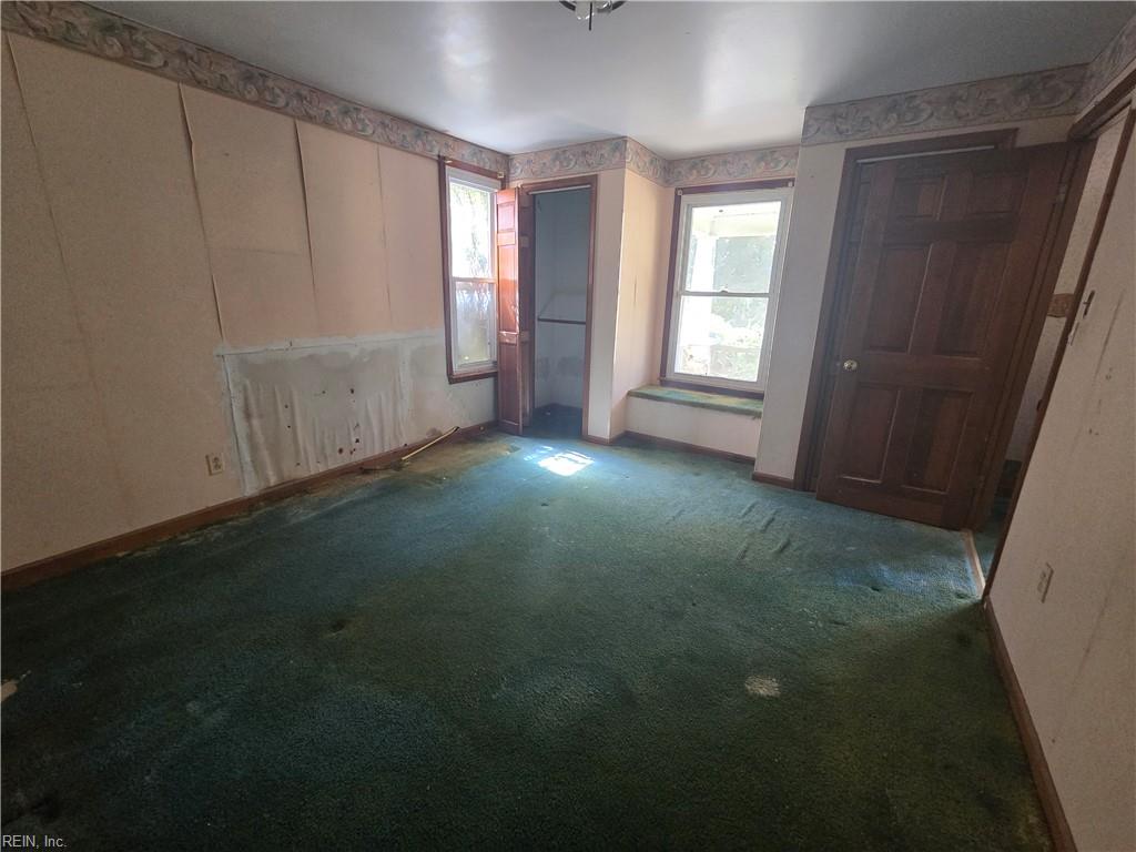 1600 Cherry Grove Rd Property Photo 3