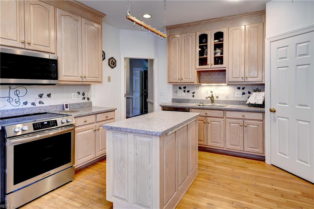 166 Highland Property Photo 12