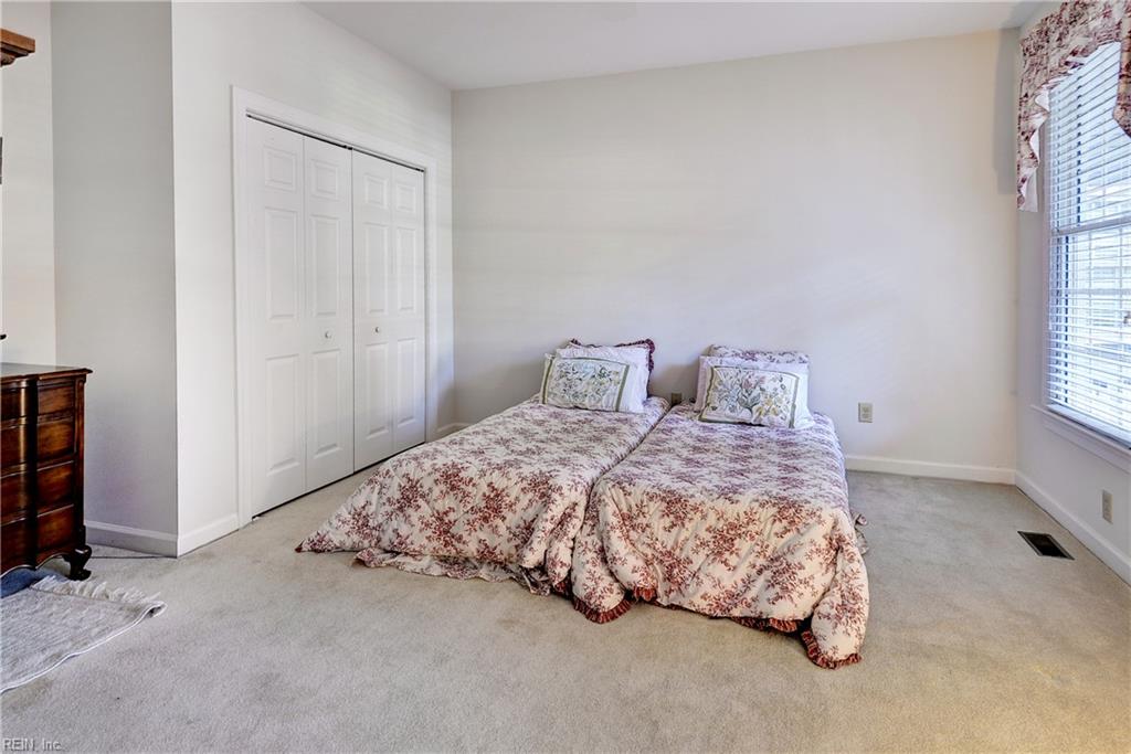 166 Highland Property Photo 19