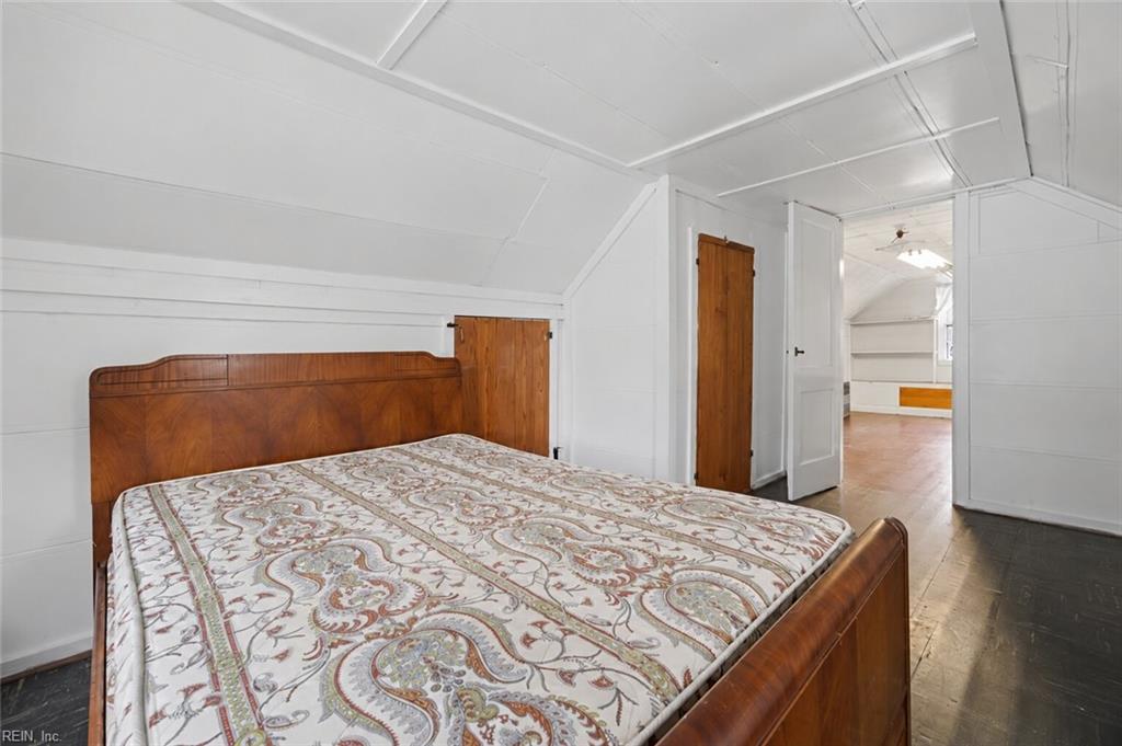 135 Howe St Property Photo 11