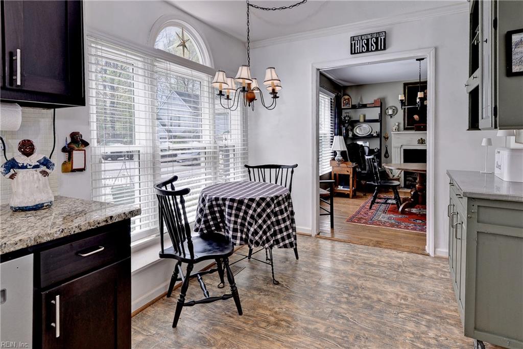 4906 Abbotsford Mews Property Photo 14