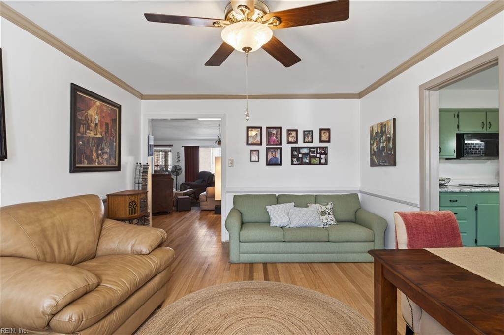 7309 River Rd Property Photo 12