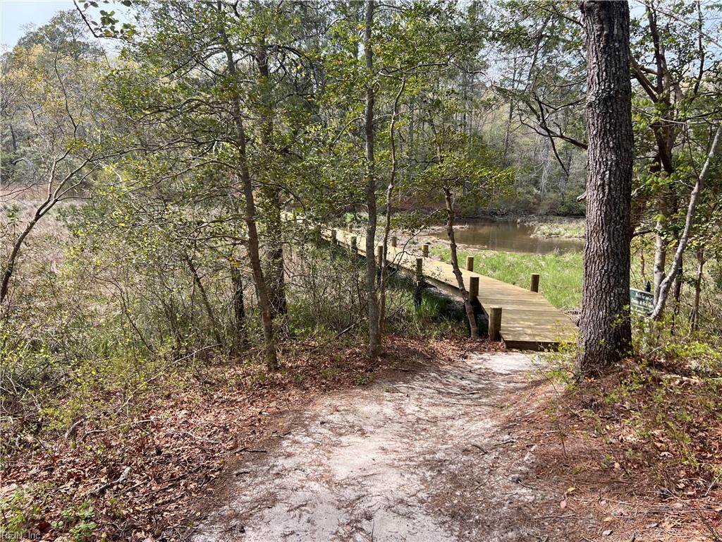 1.1+ac East West Pw Property Photo 6