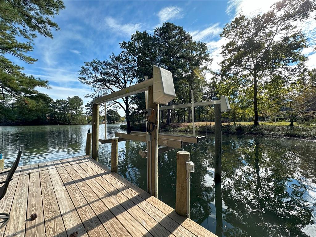 764 Lovers Ln Property Photo 37
