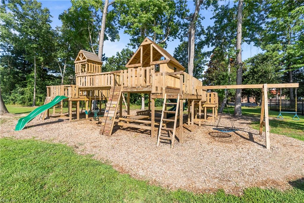 431 Tributary Ln Property Photo 44
