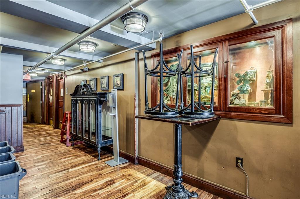 241 Granby St Property Photo 17