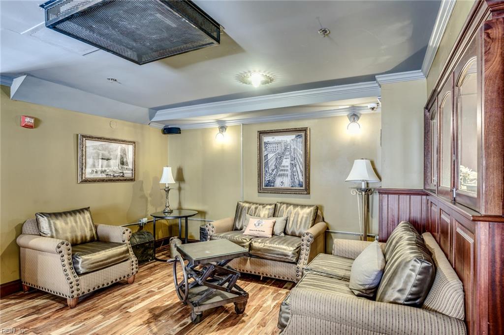 241 Granby St Property Photo 26