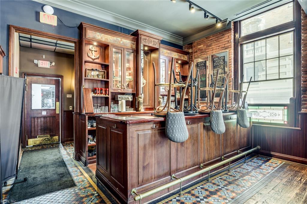 241 Granby St Property Photo 35