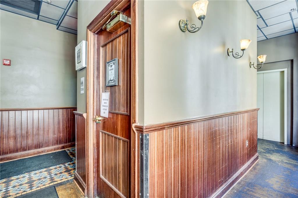 241 Granby St Property Photo 36
