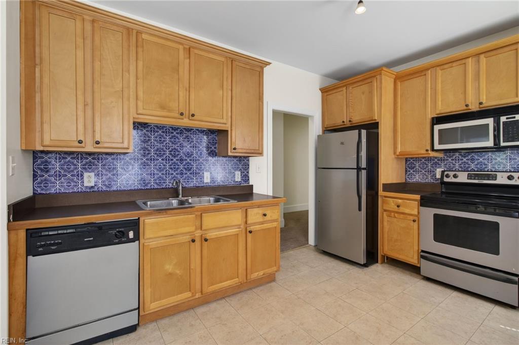 3710 Colley Ave Property Photo 14