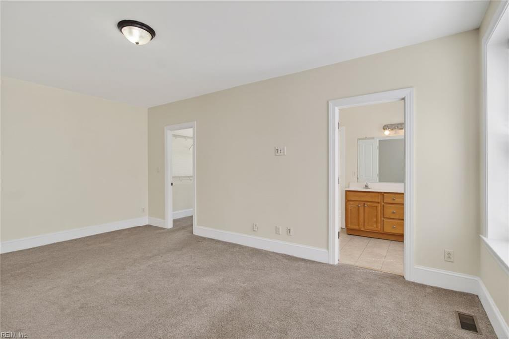 3710 Colley Ave Property Photo 17