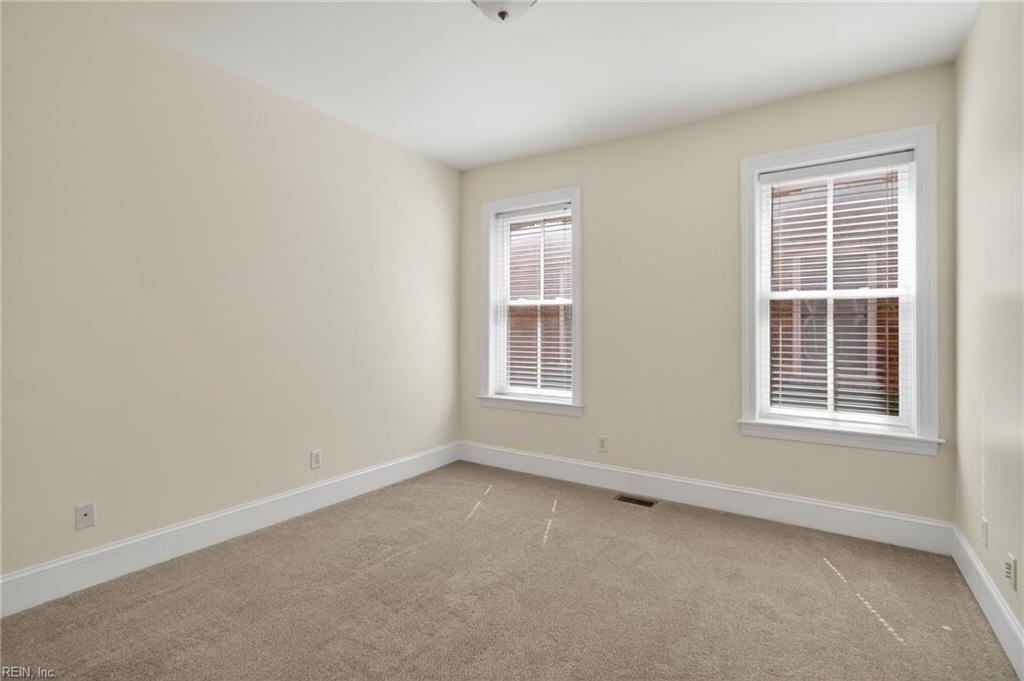 3710 Colley Ave Property Photo 21
