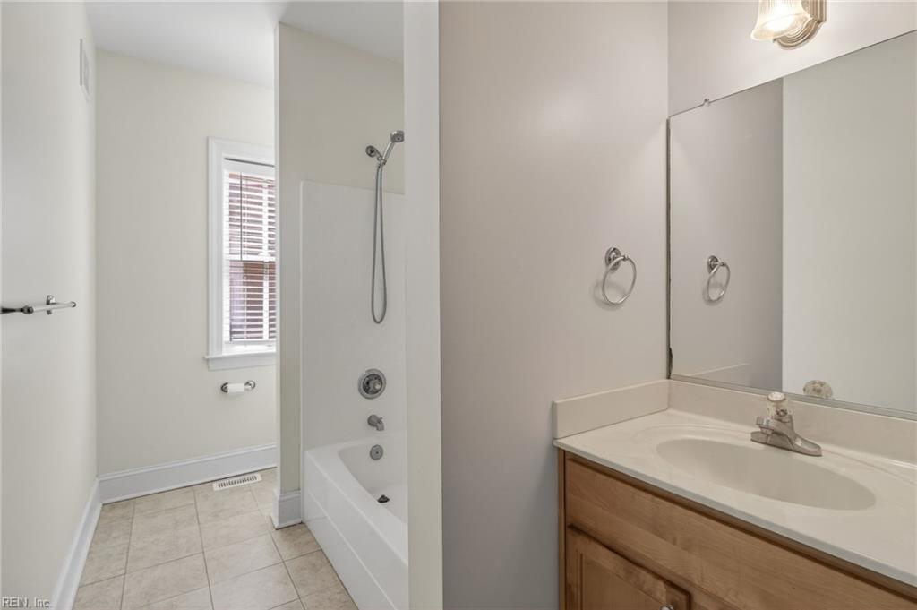 3710 Colley Ave Property Photo 23