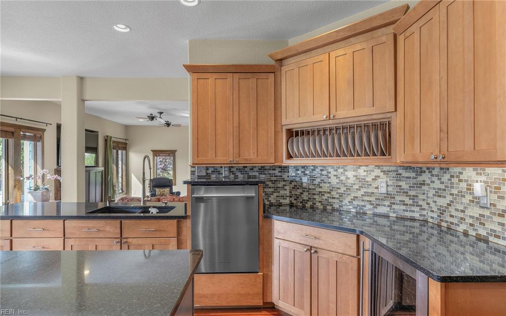 102 Falcons Cv Property Photo 13