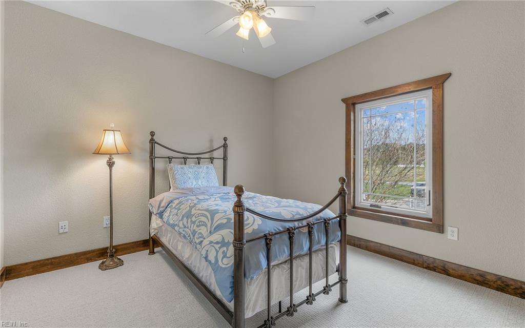 102 Falcons Cv Property Photo 21