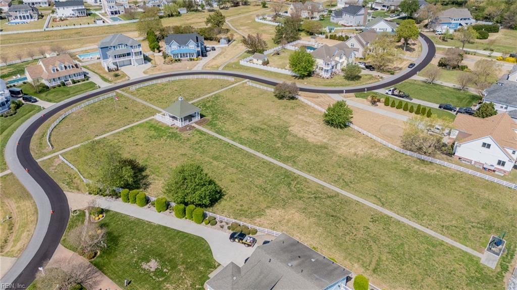 102 Falcons Cv Property Photo 40