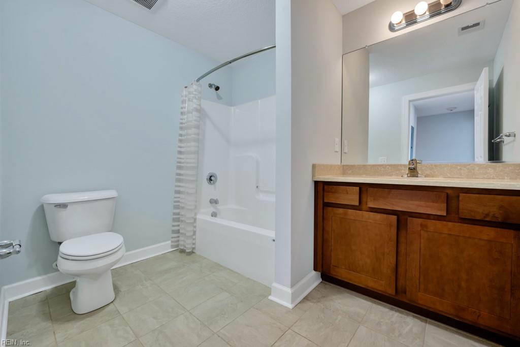 1016 Thoroughgood Way Property Photo 26