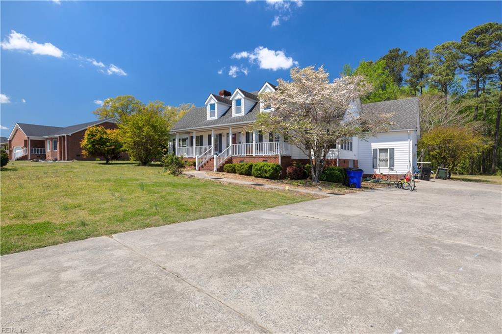 507 Vaughans Ln Property Photo 2