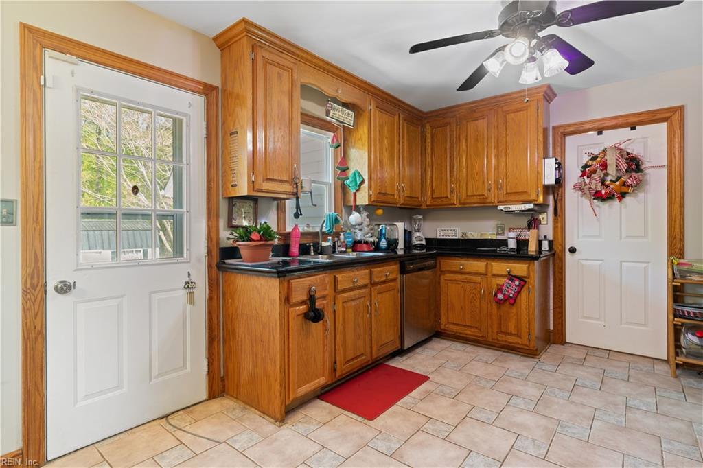 507 Vaughans Ln Property Photo 14