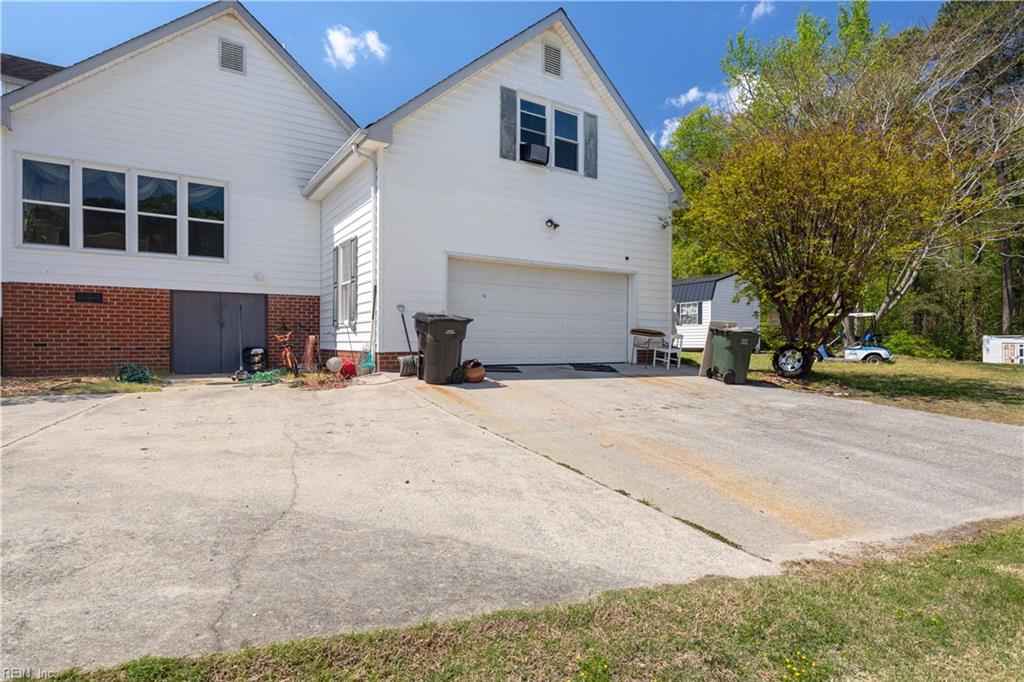 507 Vaughans Ln Property Photo 32