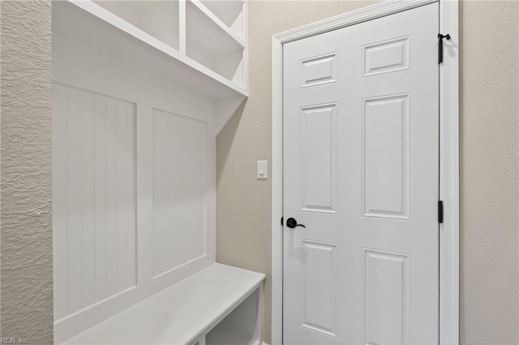 1019 Bennett's Arch Property Photo 4