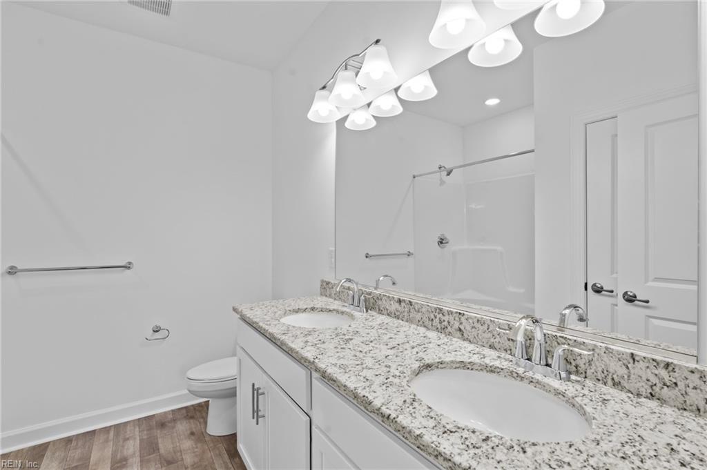 4908 Apricot Way Property Photo 17
