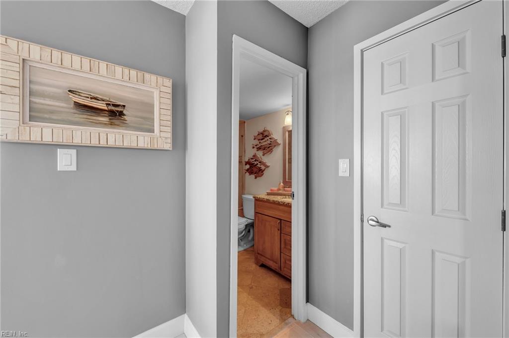 3558 Shore Dr Property Photo 12