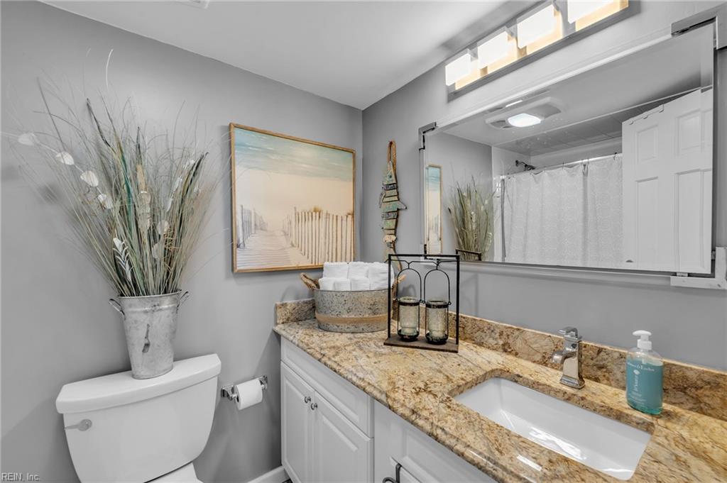 3558 Shore Dr Property Photo 16