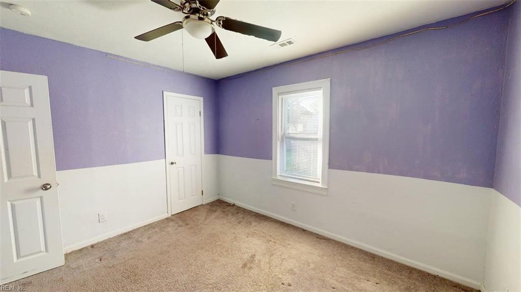 910 22nd St Property Photo 14
