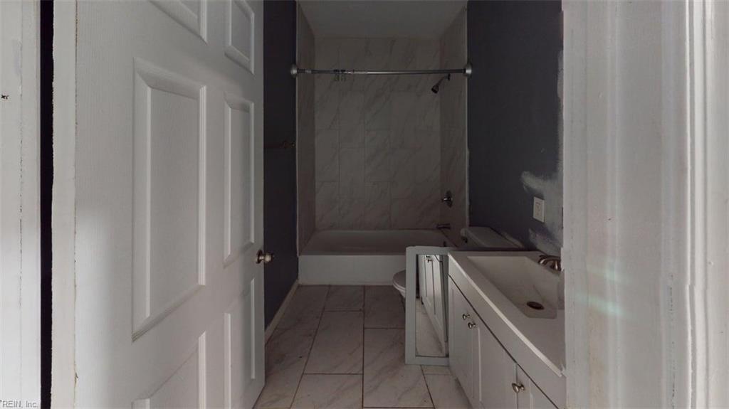 910 22nd St Property Photo 25