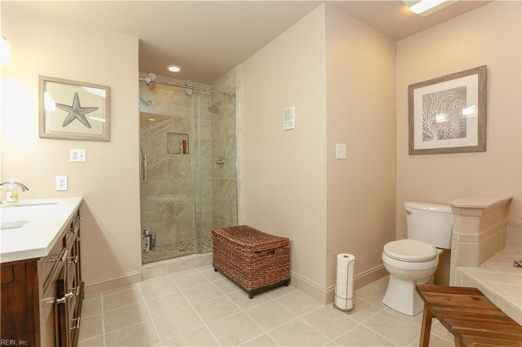 7 Channel Ln Property Photo 29