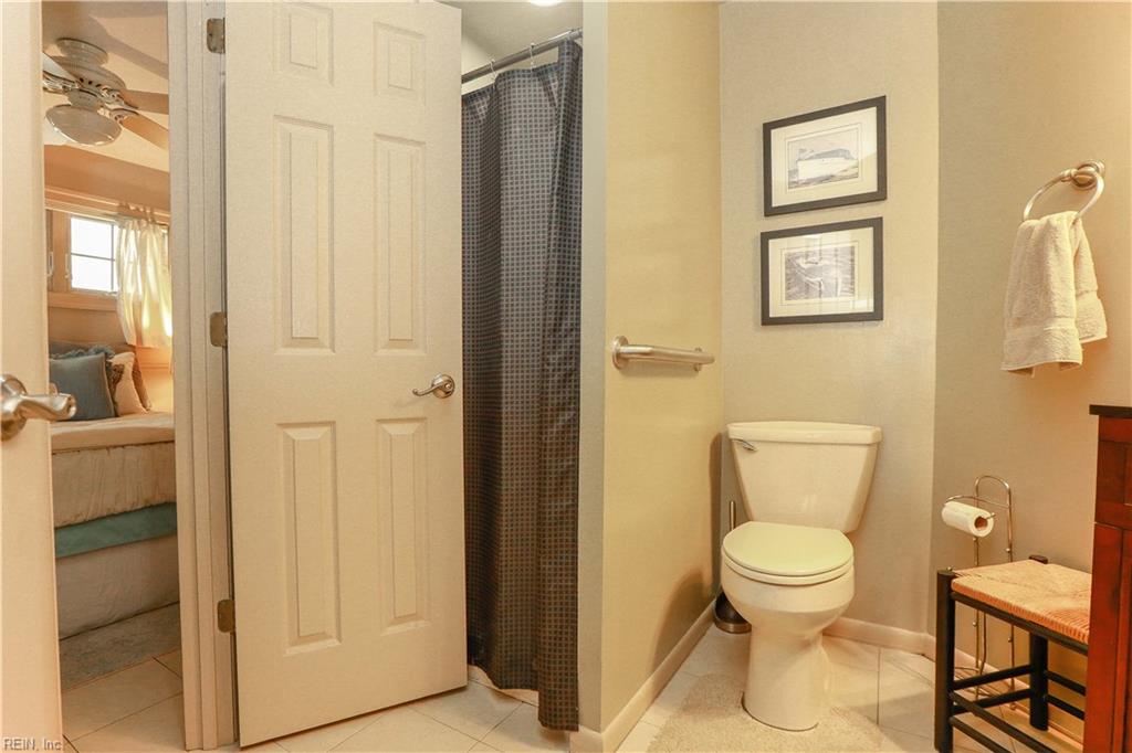 7 Channel Ln Property Photo 39