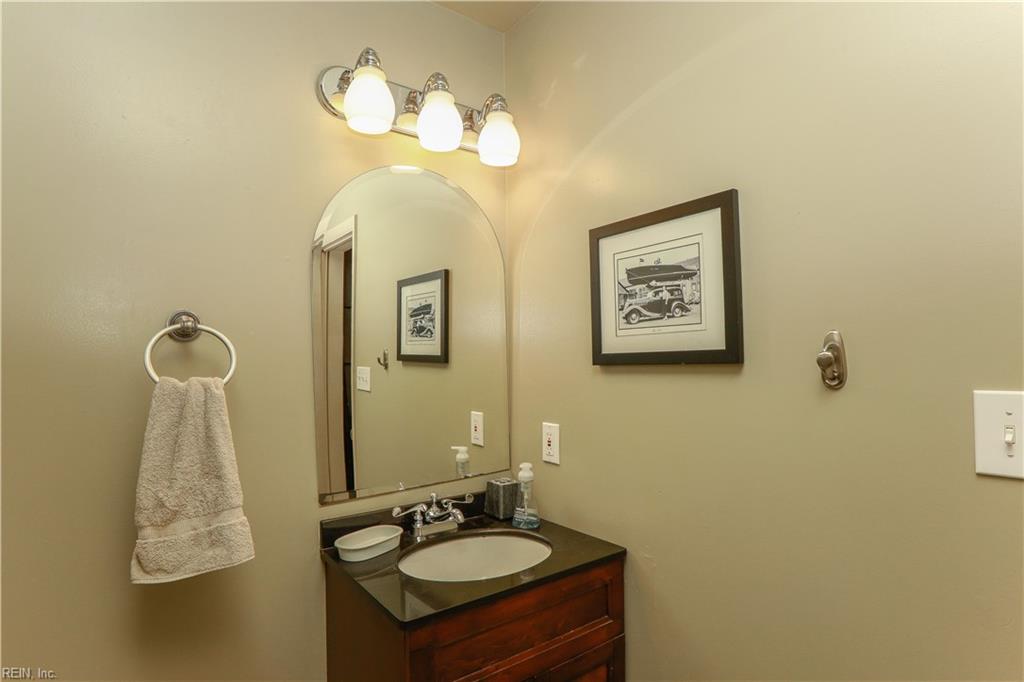 7 Channel Ln Property Photo 40