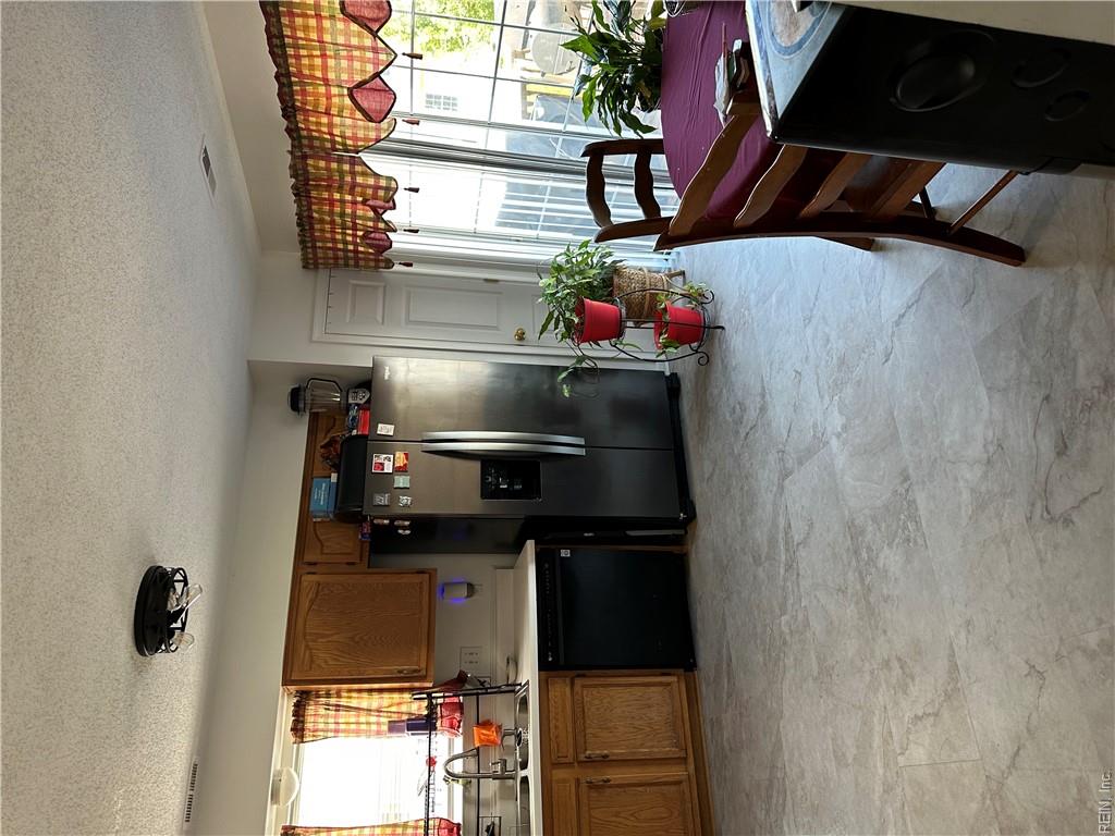 811 Resource Dr Property Photo 6