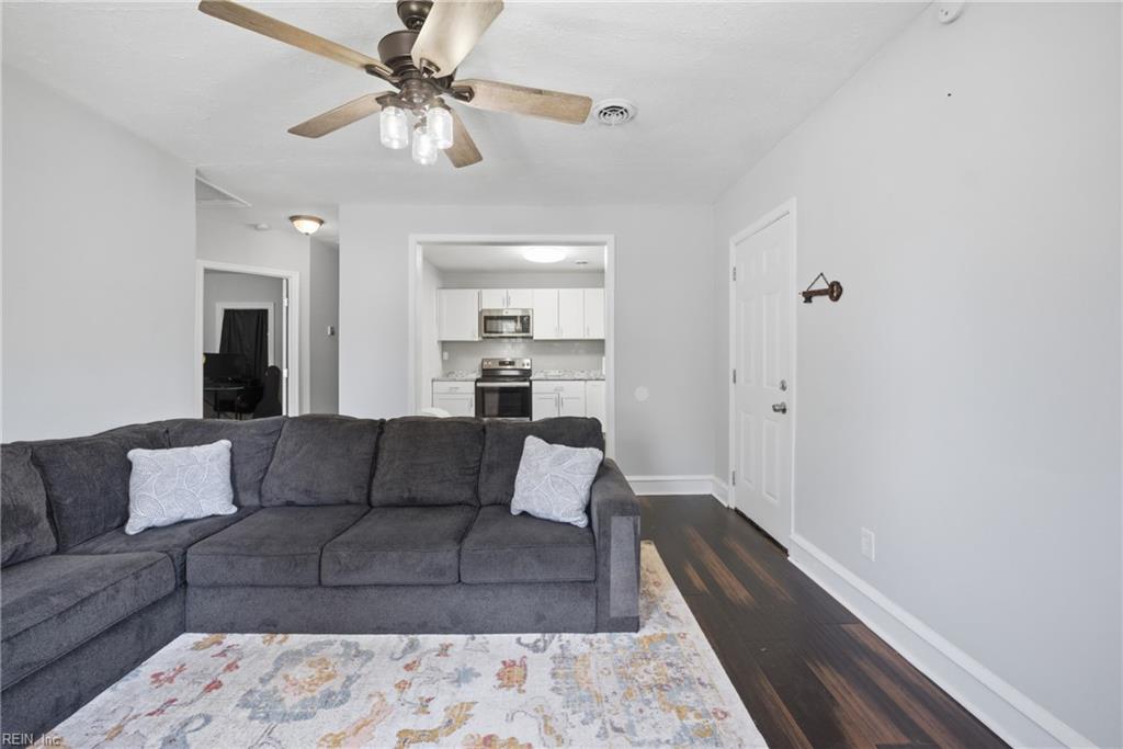1713 Bay Ave Property Photo 17