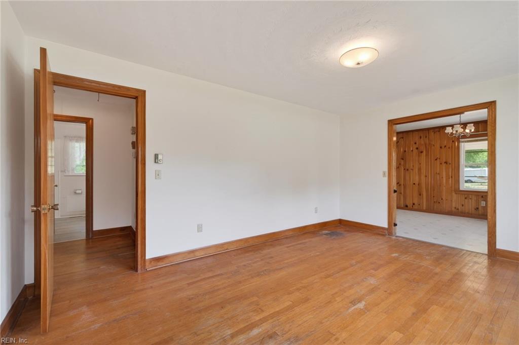 204 Country Club Rd Property Photo 4