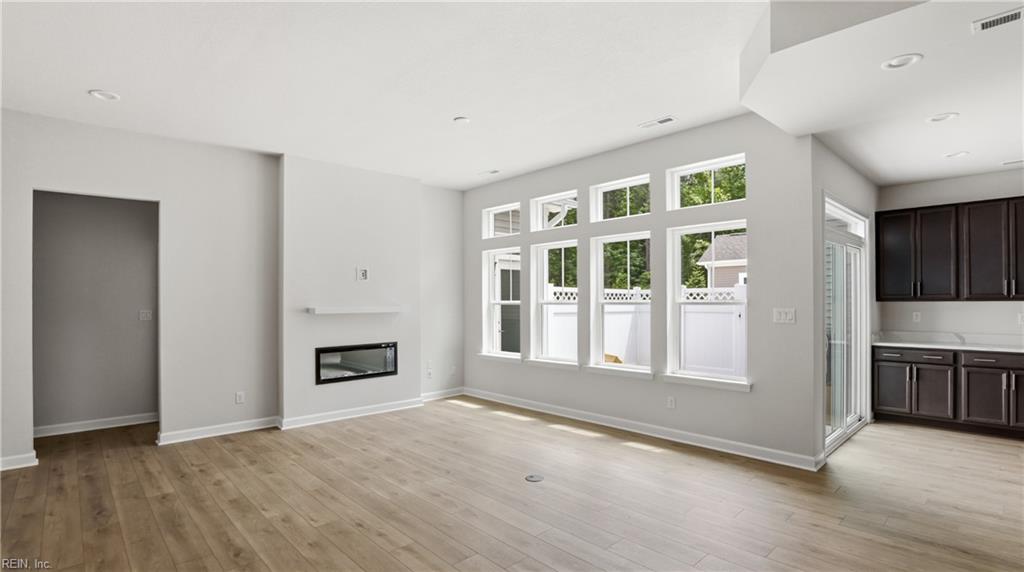 2400 Venture Way Property Photo 26