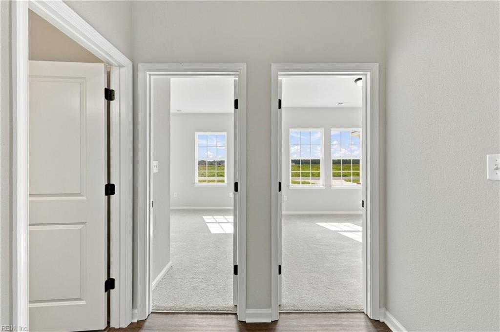 208 Halifax Ct Property Photo 34