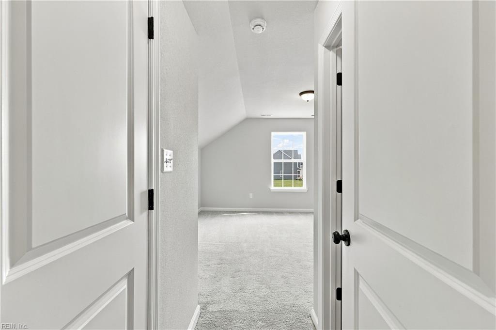 208 Halifax Ct Property Photo 37