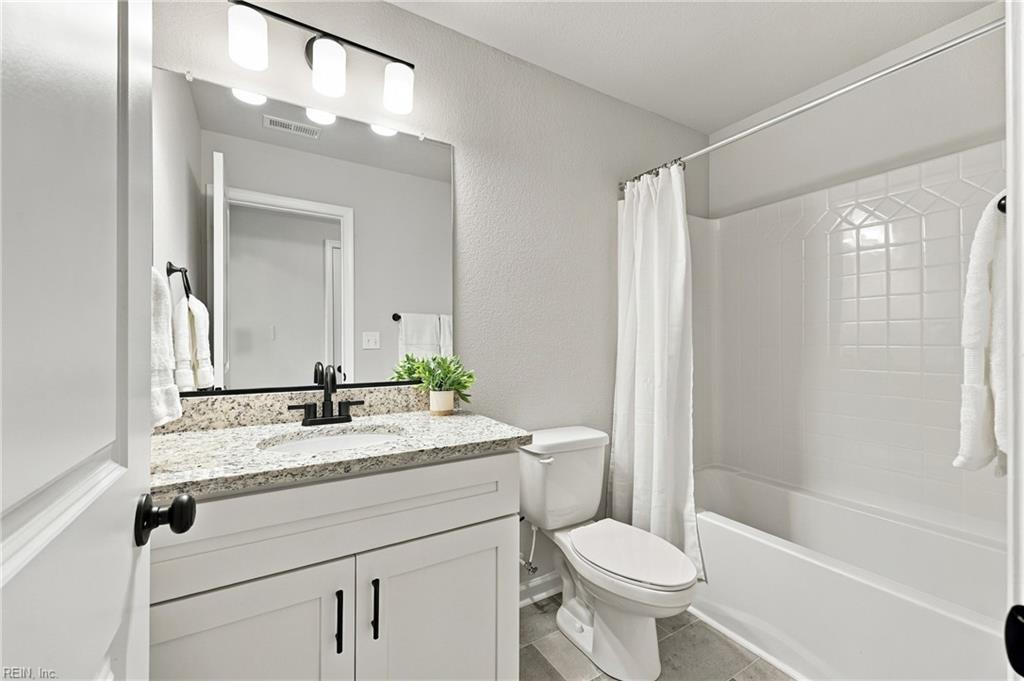 208 Halifax Ct Property Photo 46