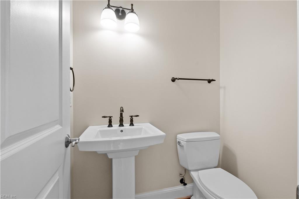 204 62nd St Property Photo 21