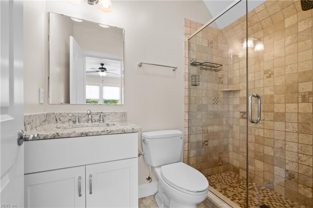 204 62nd St Property Photo 28