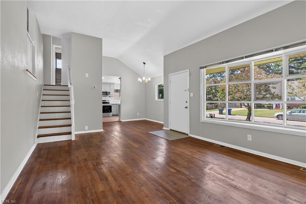 426 Beacon Hill Cir Property Photo 8