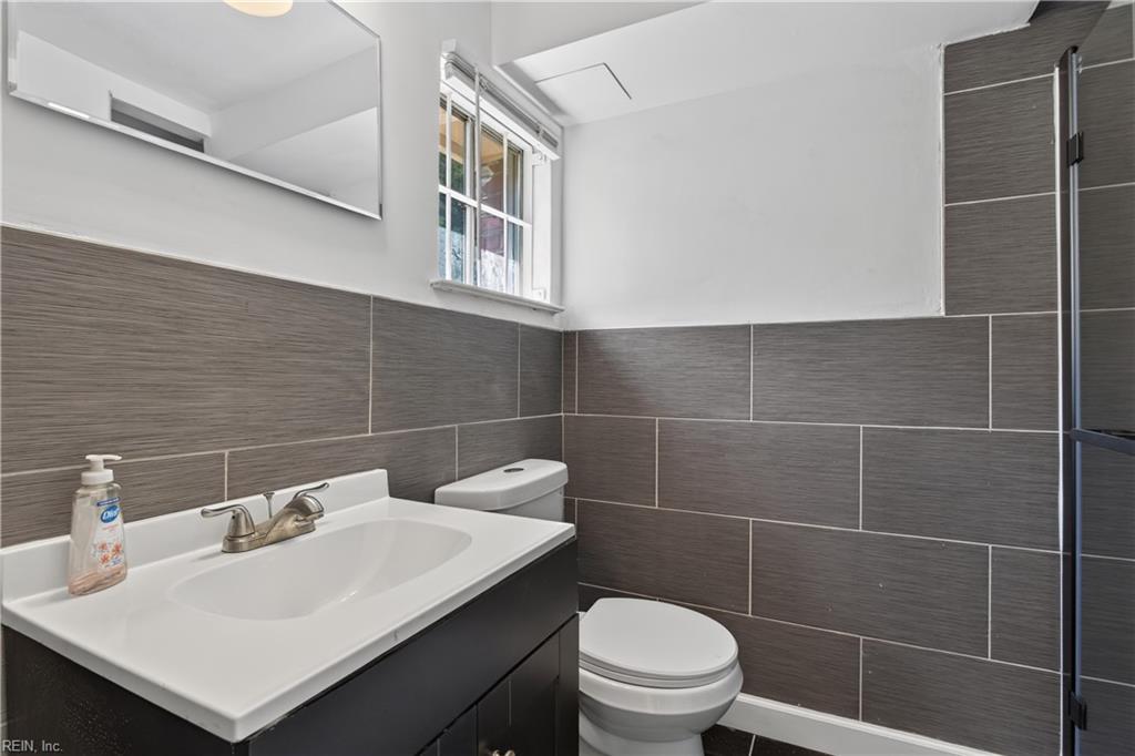 426 Beacon Hill Cir Property Photo 11