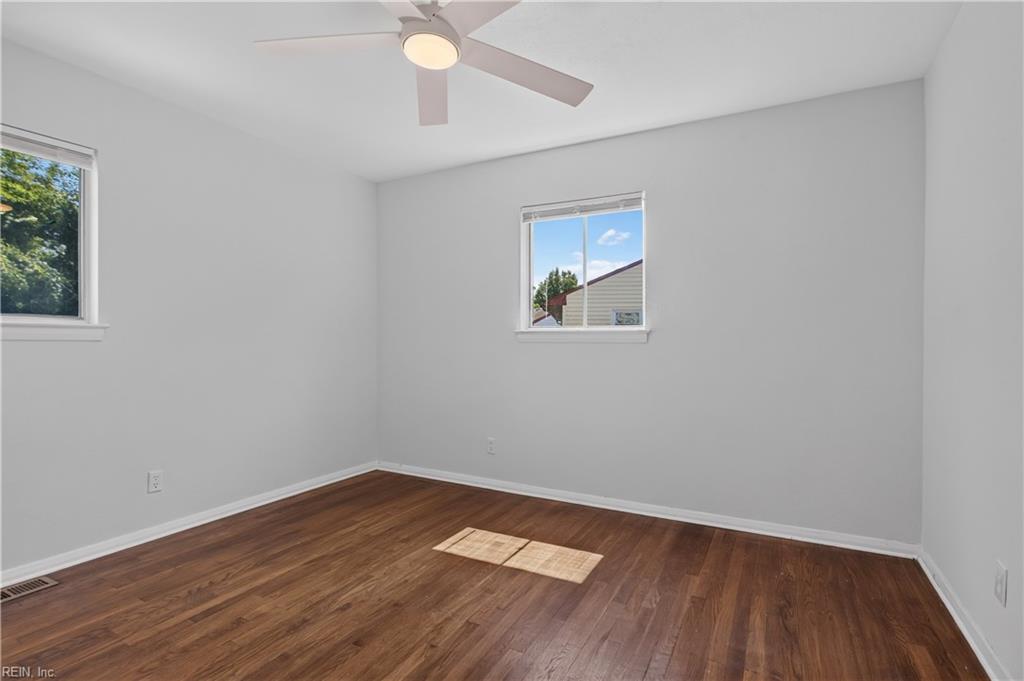 426 Beacon Hill Cir Property Photo 24